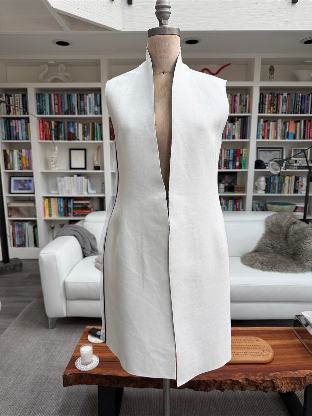 Marie Saint Pierre Sleeveless Open-Front Long Vest in White & Hot Pink